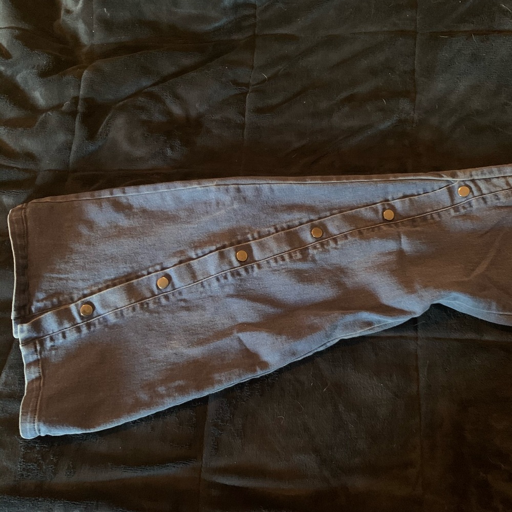 High Waisted Flare - Picture 3 of 3
